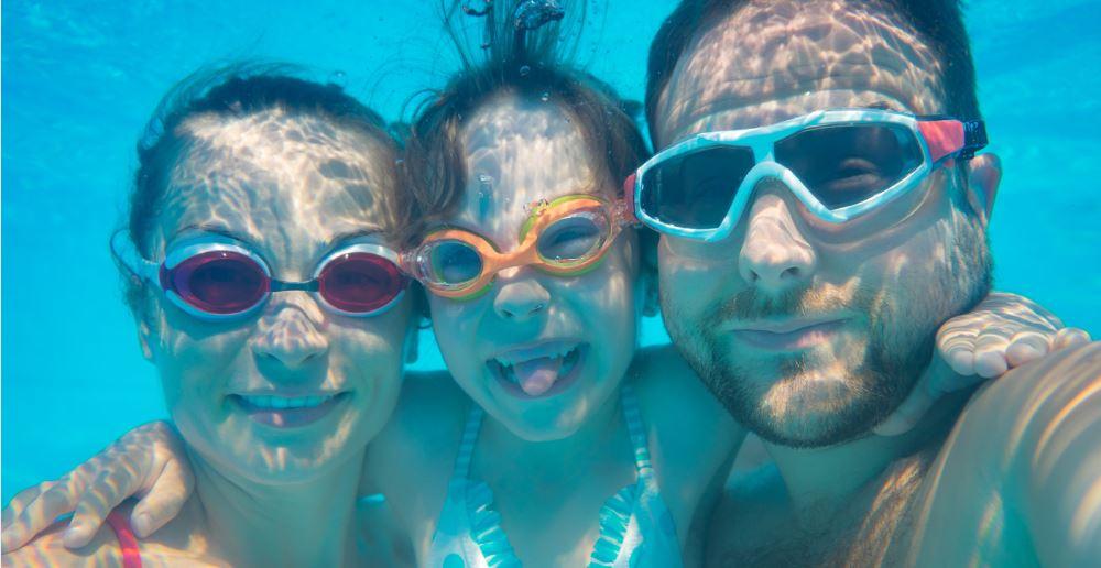 Du FUN en famille à la piscine du Nautipolis